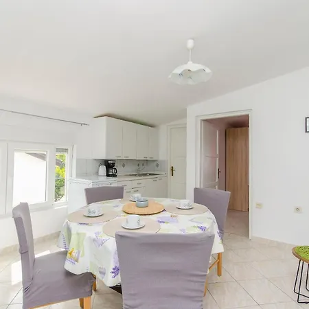 Apartman Seka *