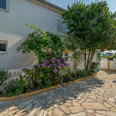 Seka Apartment